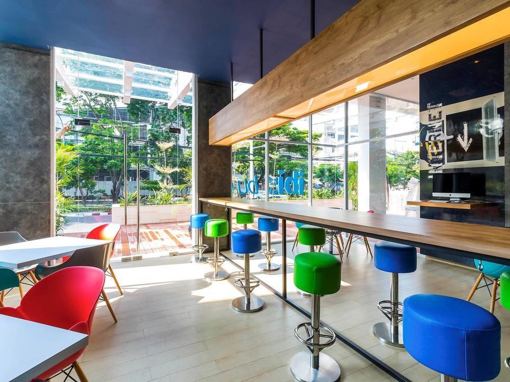 Deka Hotel Surabaya Hr Muhammad Esterno foto